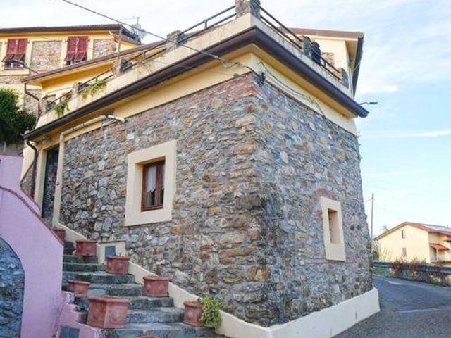 Rustico / Casale in vendita a Aulla MS