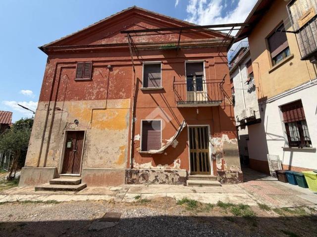 Rustico / Casale in vendita a Boffalora Sopra Ticino MI
