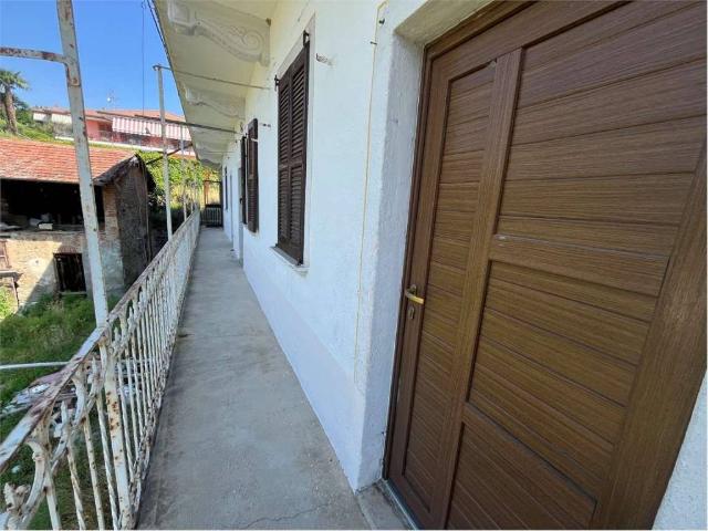 Rustico / Casale in vendita a Borgo Ticino NO