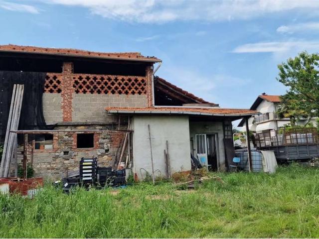 Rustico / Casale in vendita a Borgomanero NO