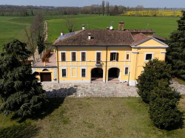 Rustico / Casale in vendita a Borghetto Lodigiano LO