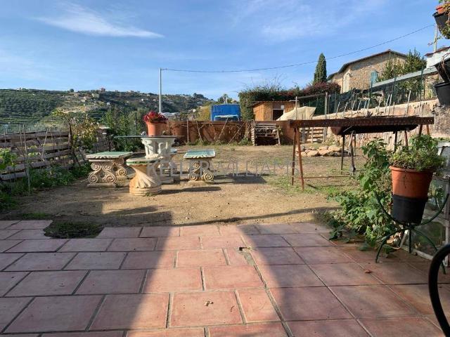 Rustico / Casale in vendita a Bordighera IM