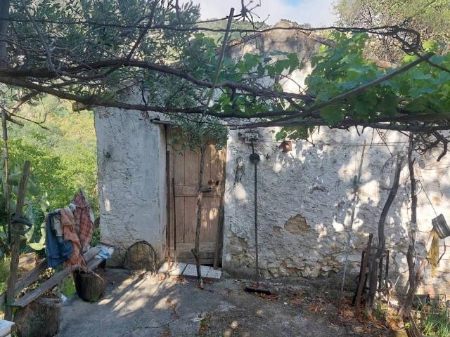 Rustico / Casale in vendita a Bordighera IM