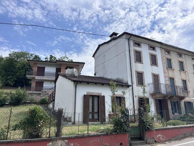 Rustico / Casale in vendita a Bosco Chiesanuova VR