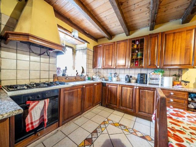 Rustico / Casale in vendita a Badia Calavena VR