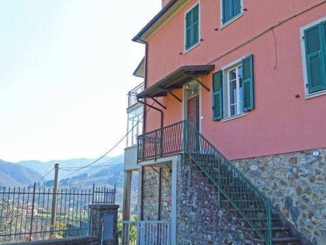 Rustico / Casale in vendita a Bagnone MS