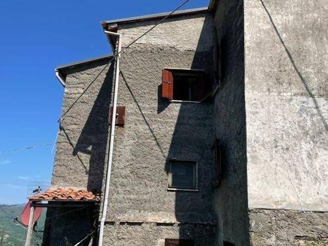 Rustico / Casale in vendita a Bagni di Lucca LU