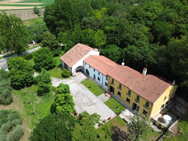 Rustico / Casale in vendita a Baone PD
