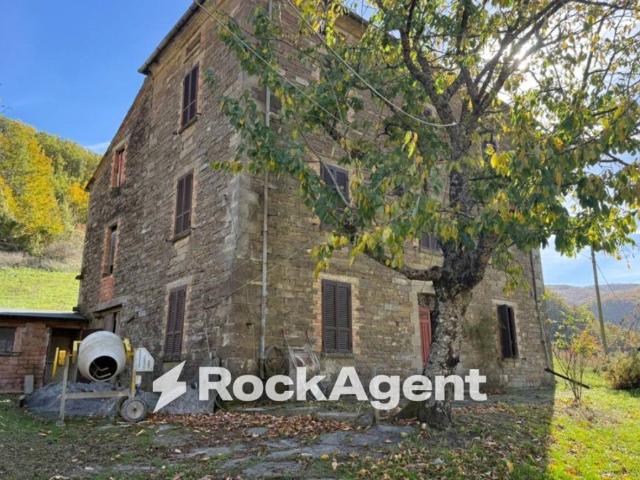 Rustico / Casale in vendita a Bardi PR