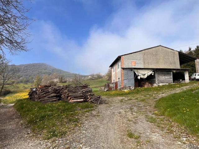 Rustico / Casale in vendita a Bettola PC
