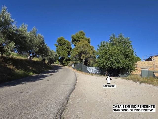 Rustico / Casale in vendita a Bellante TE