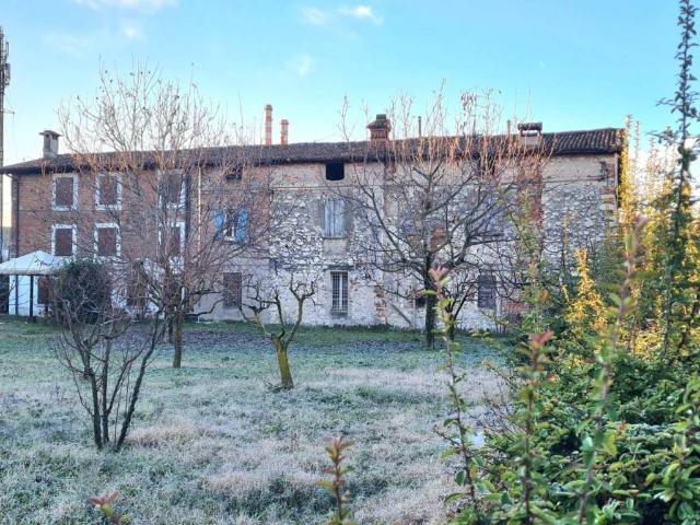 Rustico / Casale in vendita a Brescia BS