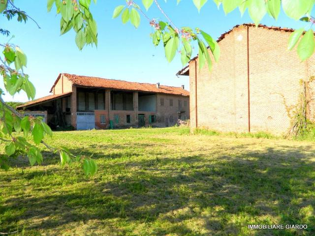 Rustico / Casale in vendita a Buttigliera d'Asti AT