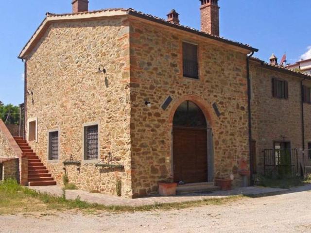 Rustico / Casale in vendita a Bucine AR