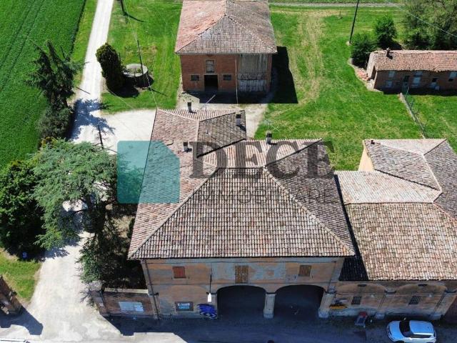 Rustico / Casale in vendita a Budrio BO