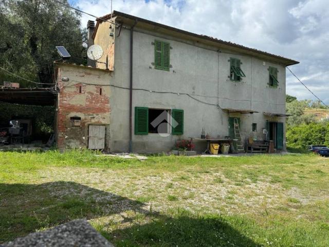 Rustico / Casale in vendita a Buggiano PT