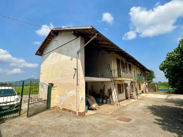 Rustico / Casale in vendita a Busca CN