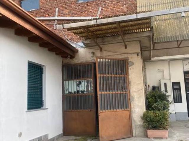 Rustico / Casale in vendita a Busto Arsizio VA