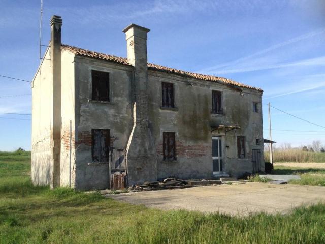 Rustico / Casale in vendita a Gavello RO