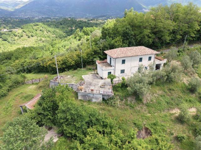 Rustico / Casale in vendita a Gallinaro FR