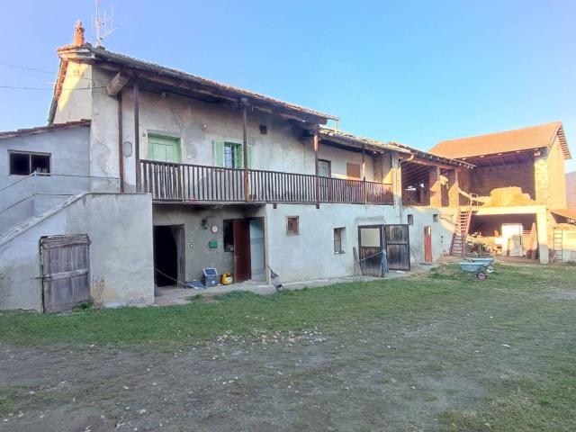 Rustico / Casale in vendita a Gambasca CN