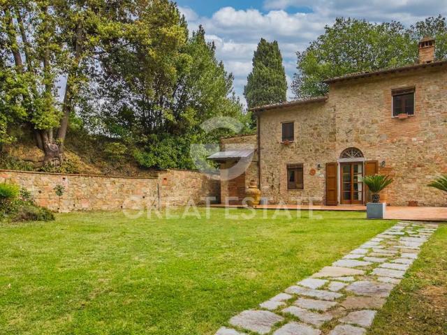 Rustico / Casale in vendita a Gambassi Terme FI