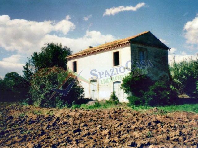 Rustico / Casale in vendita a Giulianova TE