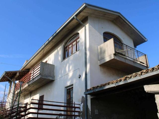 Rustico / Casale in vendita a Giulianova TE