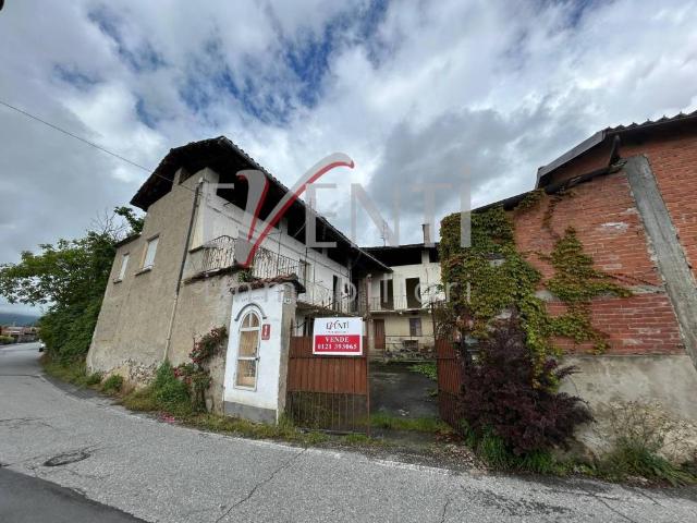 Rustico / Casale in vendita a Giaveno TO