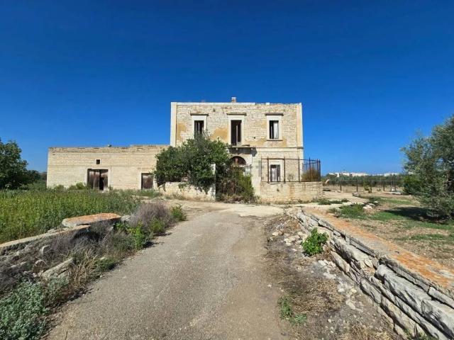 Rustico / Casale in vendita a Giovinazzo BA