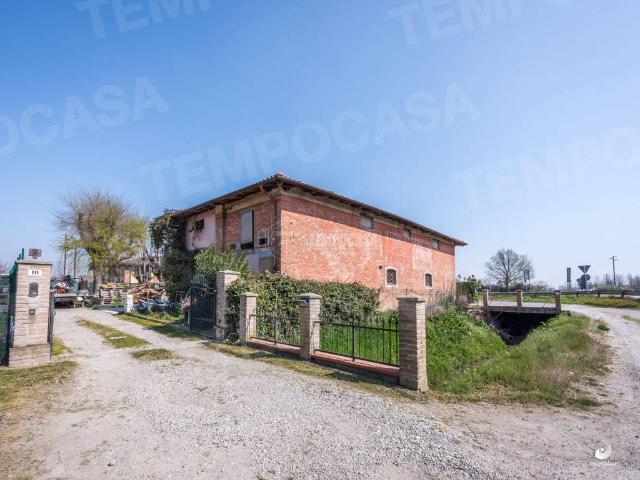Rustico / Casale in vendita a Granarolo dell'Emilia BO