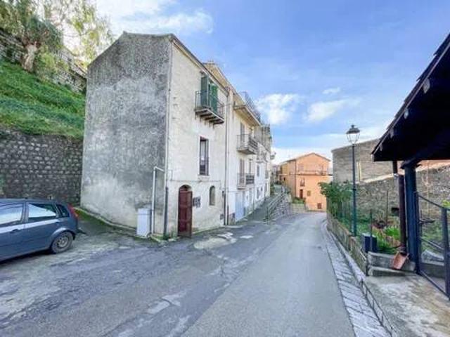 Rustico / Casale in vendita a Gratteri PA