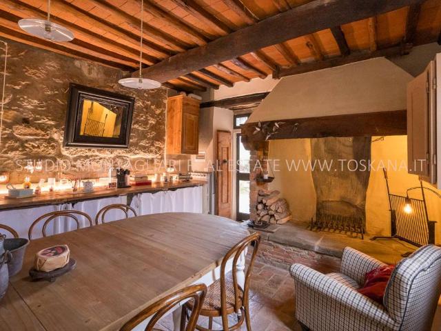 Rustico / Casale in vendita a Greve in Chianti FI