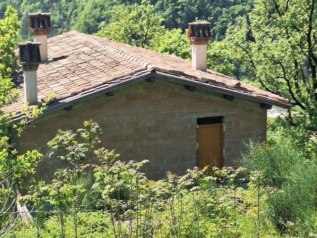 Rustico / Casale in vendita a Gualdo Tadino PG