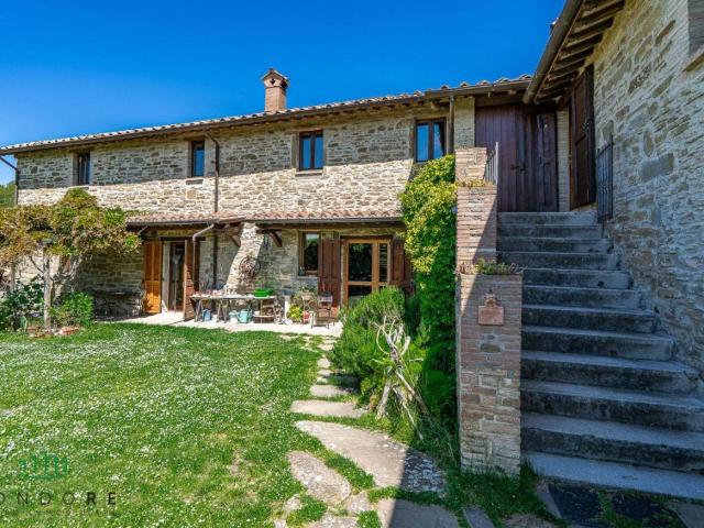 Rustico / Casale in vendita a Gubbio PG
