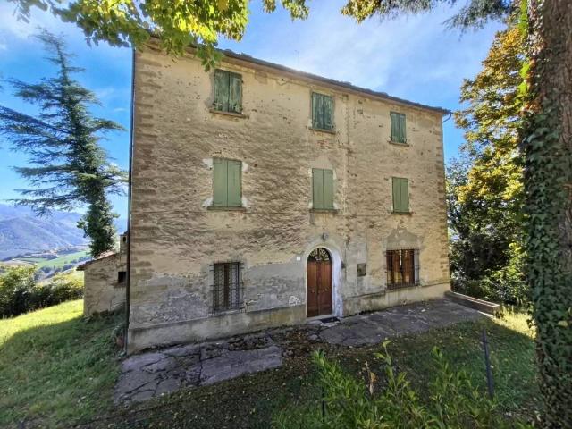 Rustico / Casale in vendita a Dovadola FC