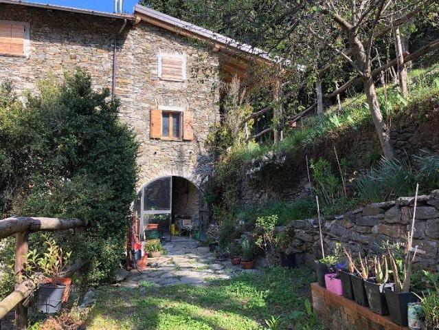 Rustico / Casale in vendita a Dervio LC