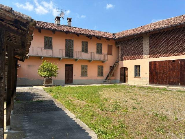 Rustico / Casale in vendita a Diano d'Alba CN