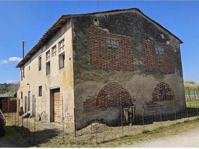 Rustico / Casale in vendita a Empoli FI