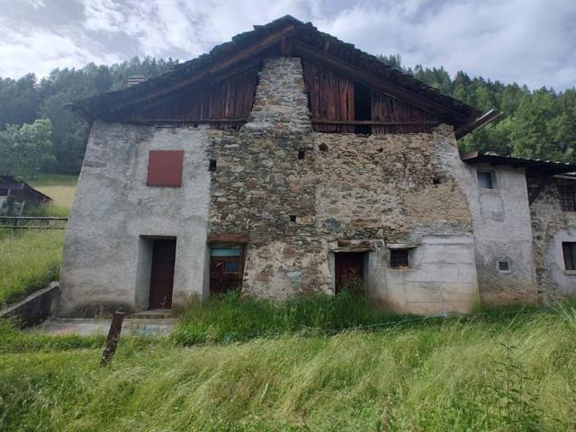 Rustico / Casale in vendita a Edolo BS