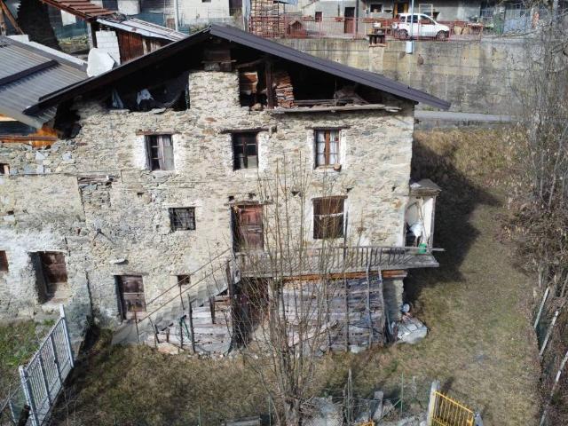 Rustico / Casale in vendita a Edolo BS