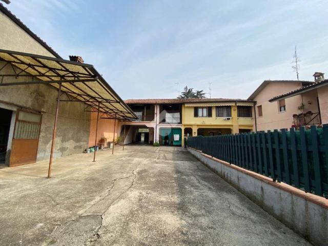 Rustico / Casale in vendita a Erbusco BS