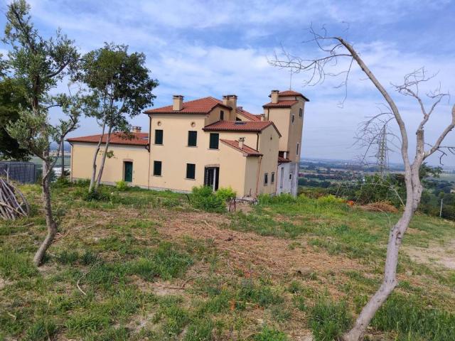 Rustico / Casale in vendita a Este PD