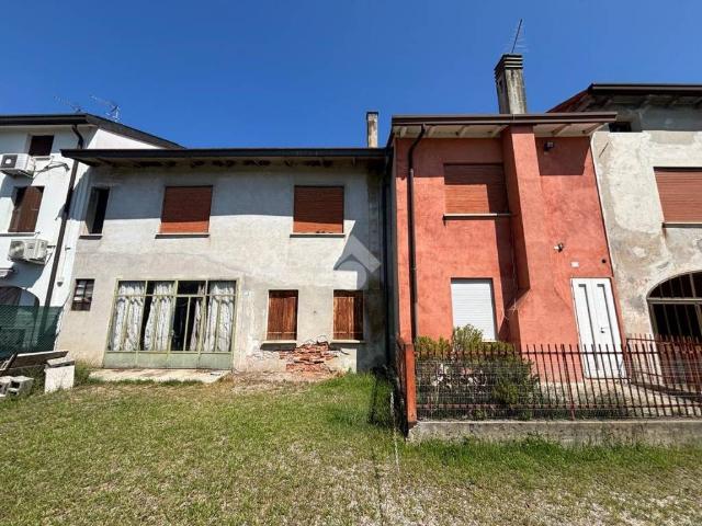 Rustico / Casale in vendita a Fontaniva PD