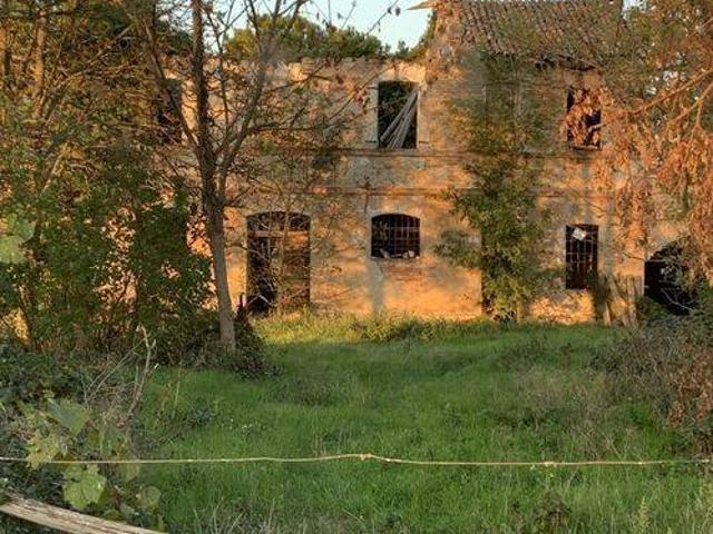 Rustico / Casale in vendita a Forlì FC