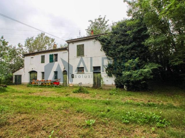 Rustico / Casale in vendita a Forlì FC