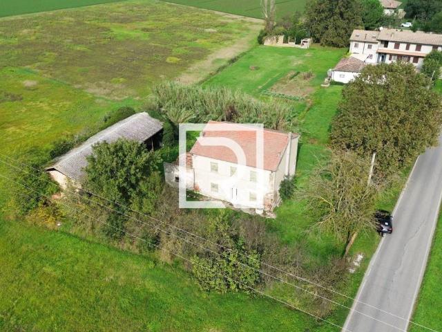 Rustico / Casale in vendita a Forlimpopoli FC