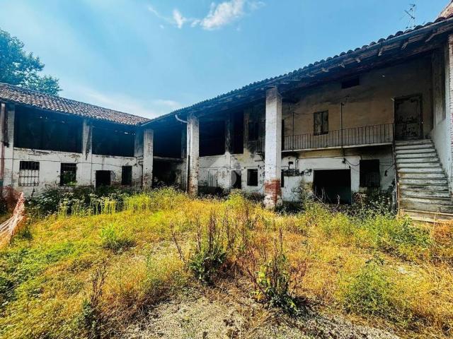 Rustico / Casale in vendita a Fornovo San Giovanni BG