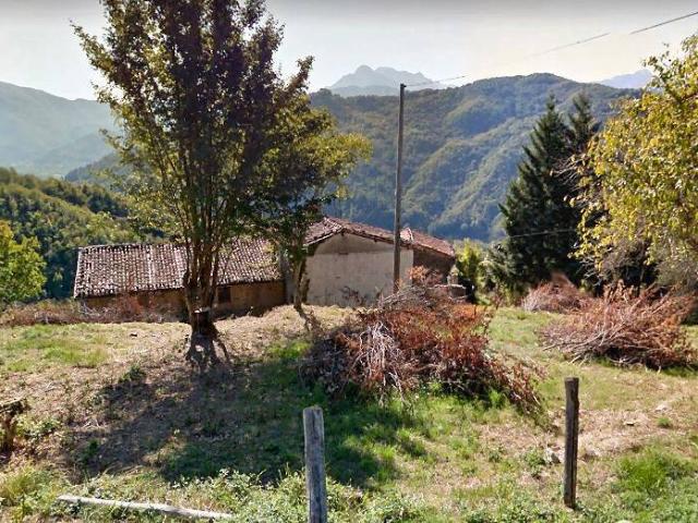 Rustico / Casale in vendita a Fosciandora LU