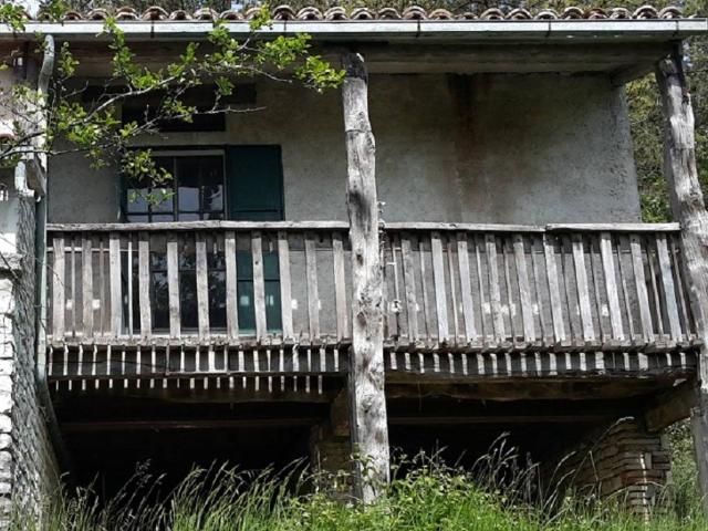 Rustico / Casale in vendita a Fossombrone PU